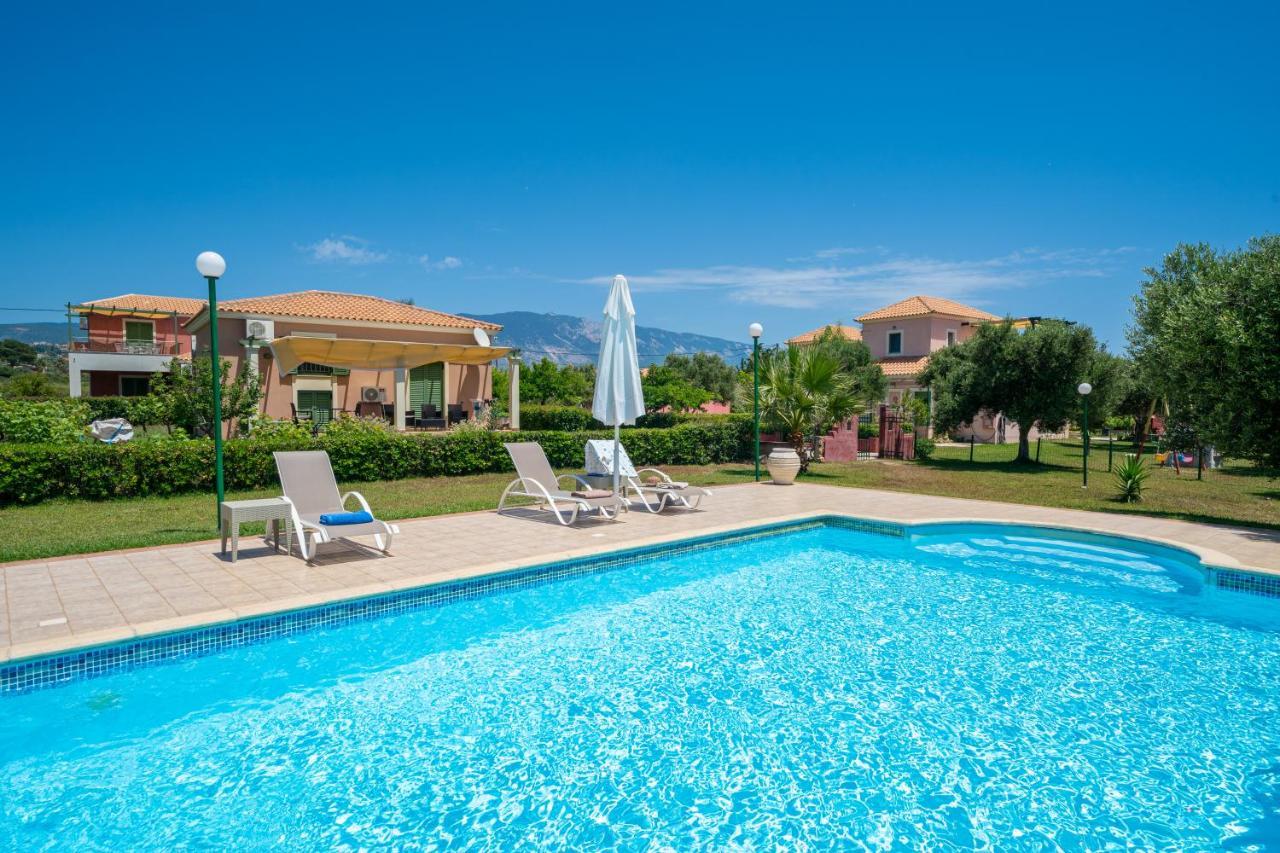 Monambeles Villas Svoronata Exterior foto